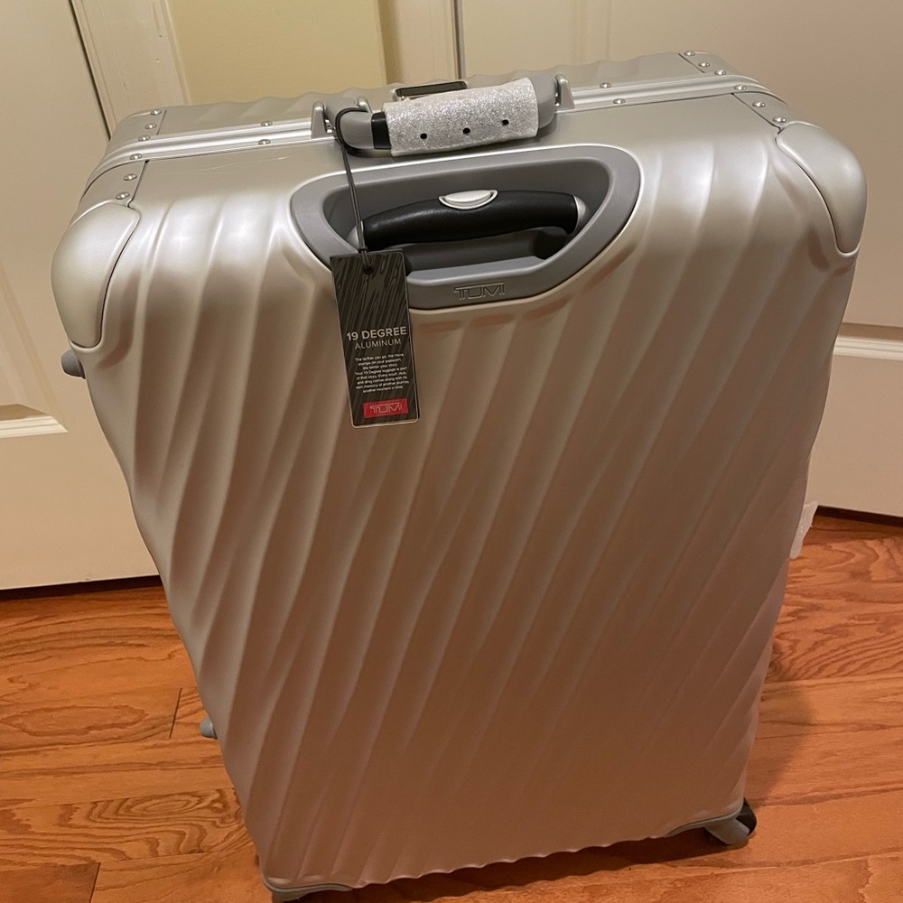 Tumi Extended Trip Packing Case 19 DEGREE ALUMINUM